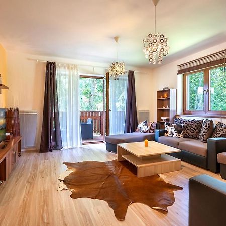Apartment Emilka Tale-Wellness 5 Min-Balcony-Hiking-View Horná Lehota المظهر الخارجي الصورة