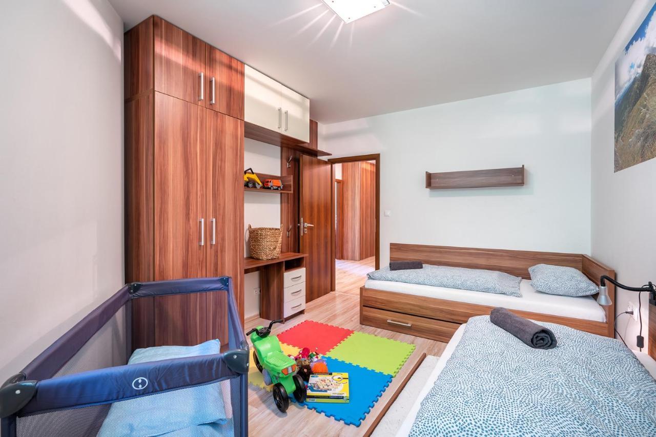 Apartment Emilka Tale-Wellness 5 Min-Balcony-Hiking-View Horná Lehota المظهر الخارجي الصورة
