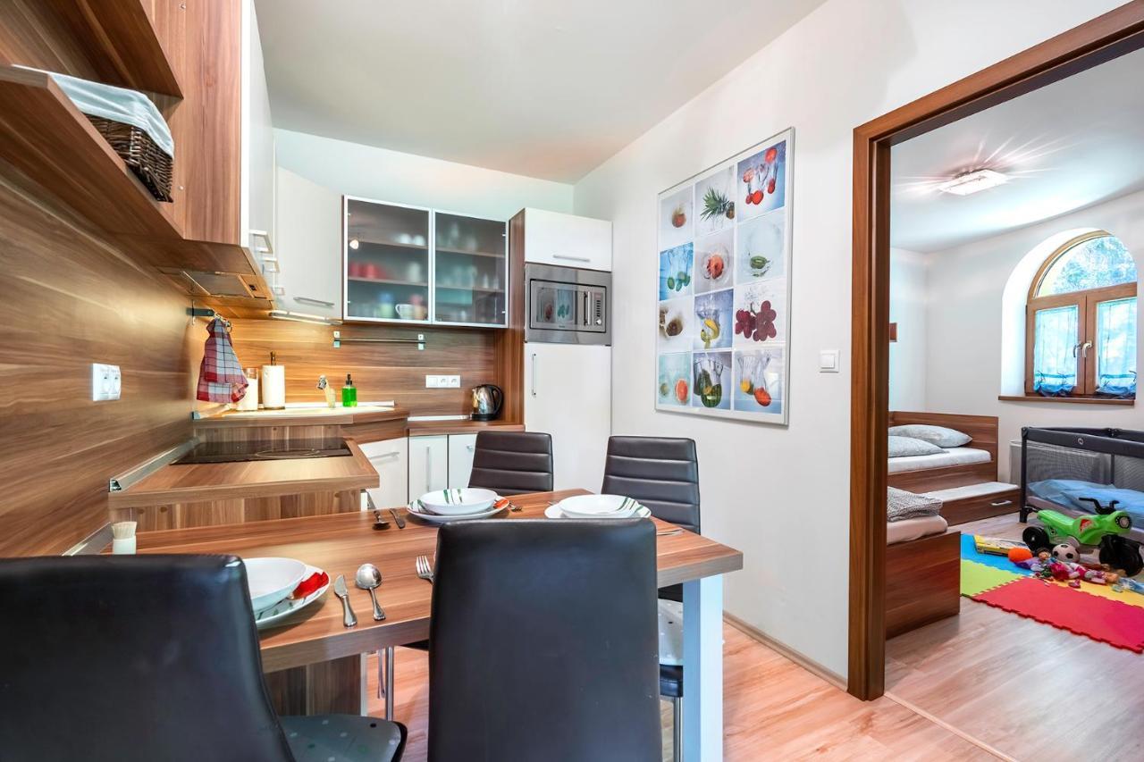 Apartment Emilka Tale-Wellness 5 Min-Balcony-Hiking-View Horná Lehota المظهر الخارجي الصورة